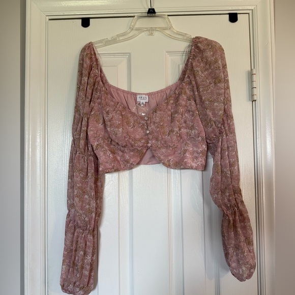 Le Lis Tops - NWT Le Lis Women’s Crop Top Long Sleeve Floral Pink Top Size Large